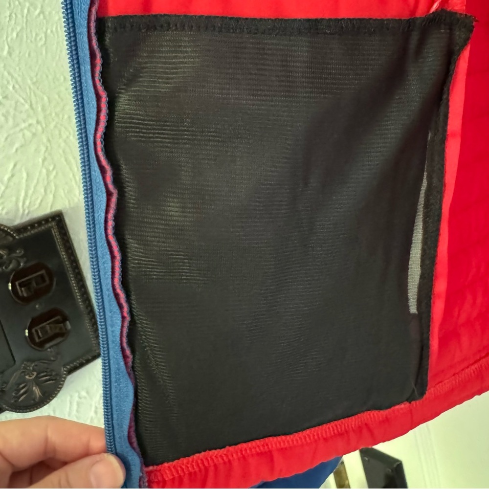 DC Wonder Woman Run Series Puffer Jacket - Ventures Endurance - Picture 9 of 10